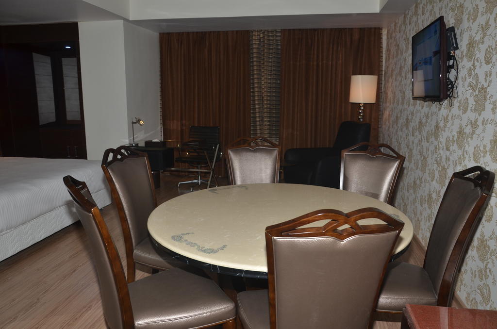 Hotel Patliputra Exotica Патна Стая снимка