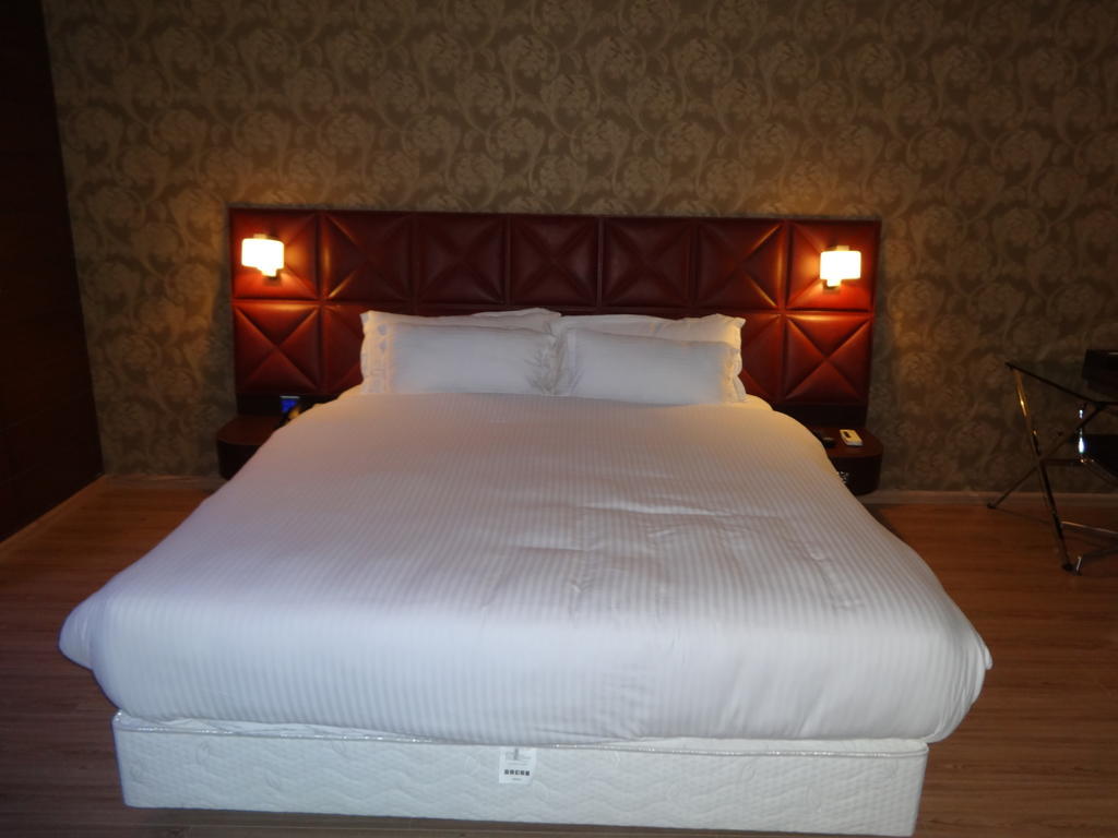 Hotel Patliputra Exotica Патна Стая снимка