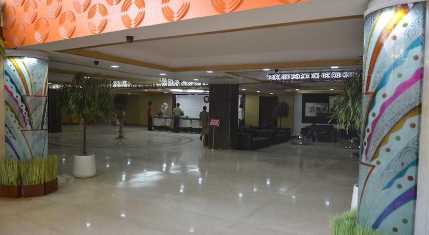 Hotel Patliputra Exotica Патна Екстериор снимка
